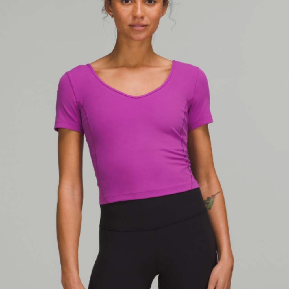 lululemon athletica Purple Short Sleeve V-Neck Cropped Top